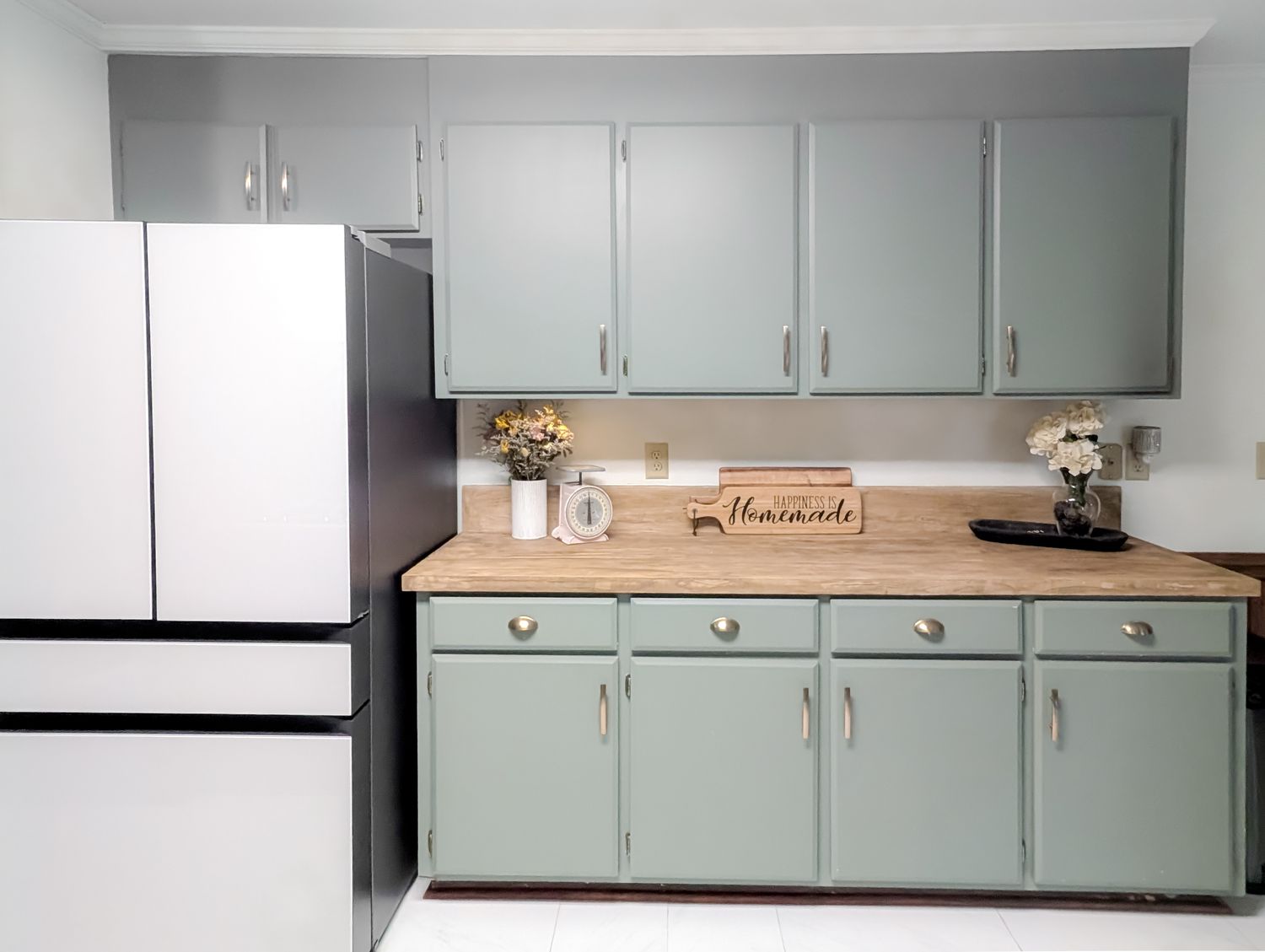 Kitchen cabinetry and counters